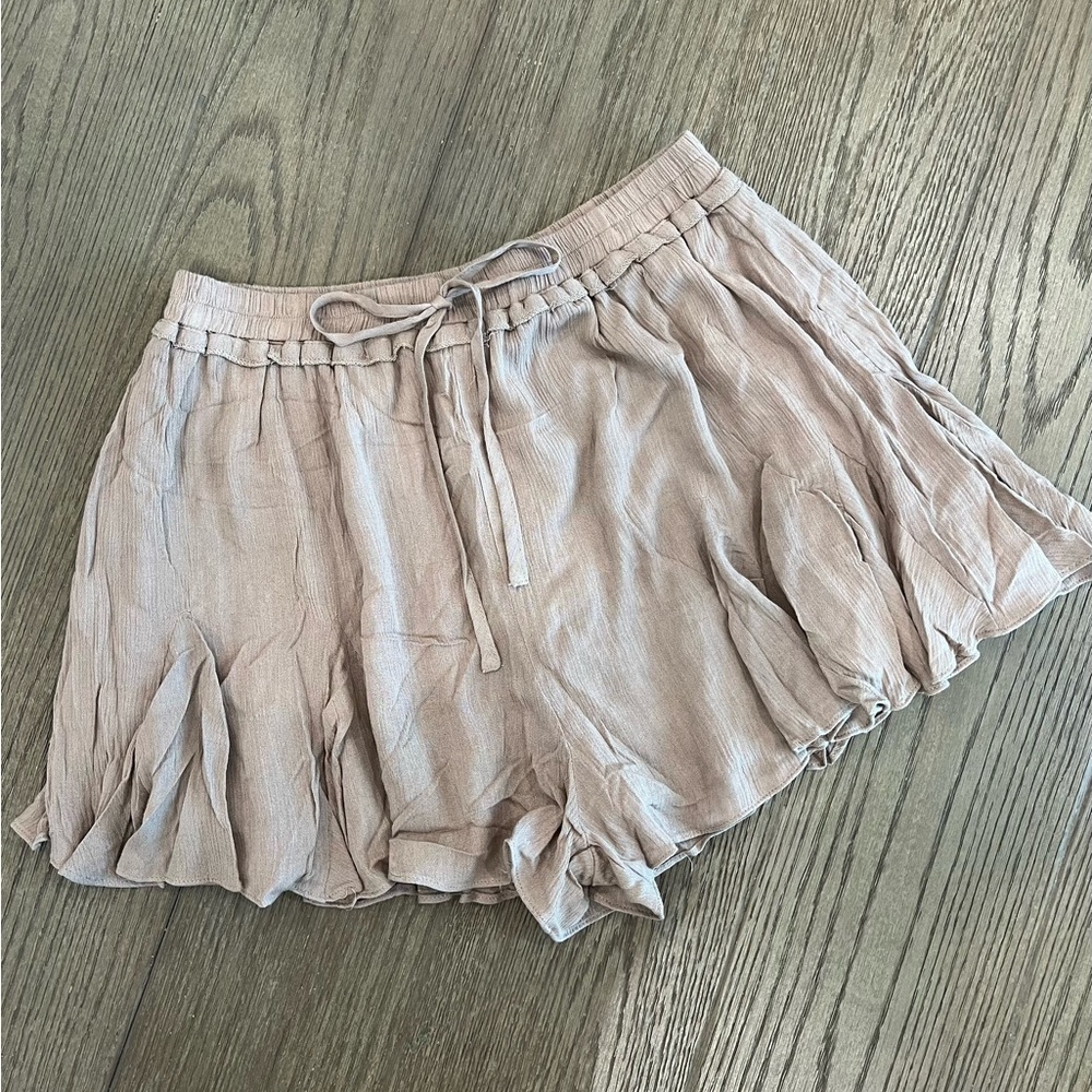 Taupe paper bag shorts